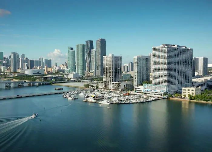 Doubletree By Hilton Grand Hotel Biscayne Bay Miami
